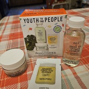 Sephora Beauty Insider Youth To The People 3 Piece Set